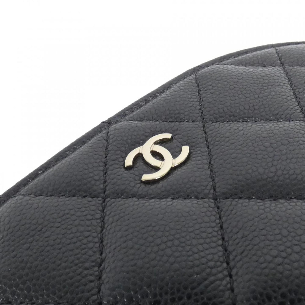 CHANEL Black Pouch - Picture 4 of 6